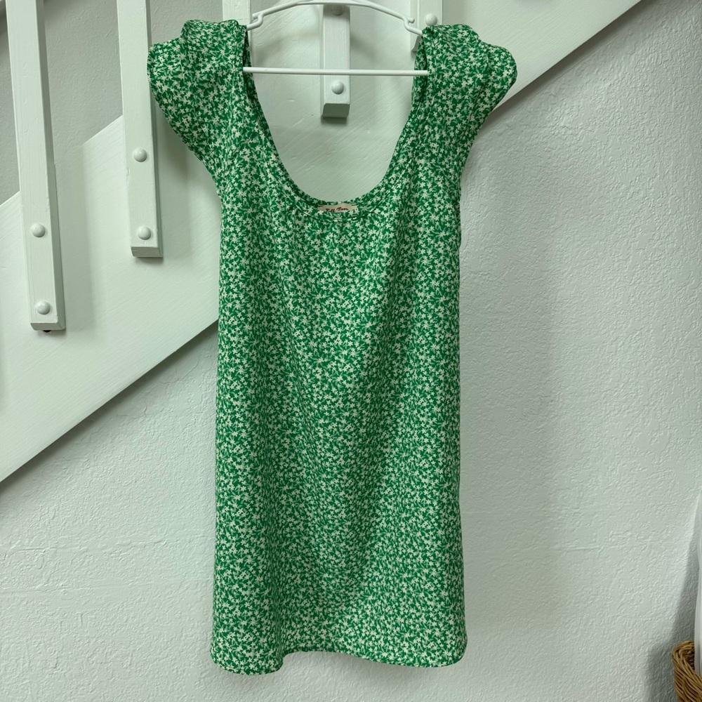 Full Moon Maternity Green and White Floral Blouse NWOT Size XL